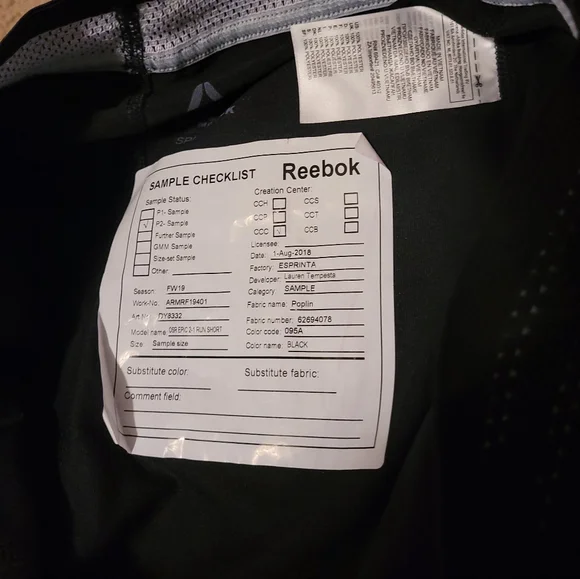 Reebok Men's Athletic Shorts Sample NEW - Picture 3 of 4